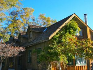 Old Pioneer Garden Country Inn