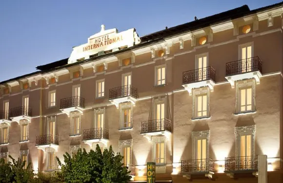 貝林佐拉國際酒店