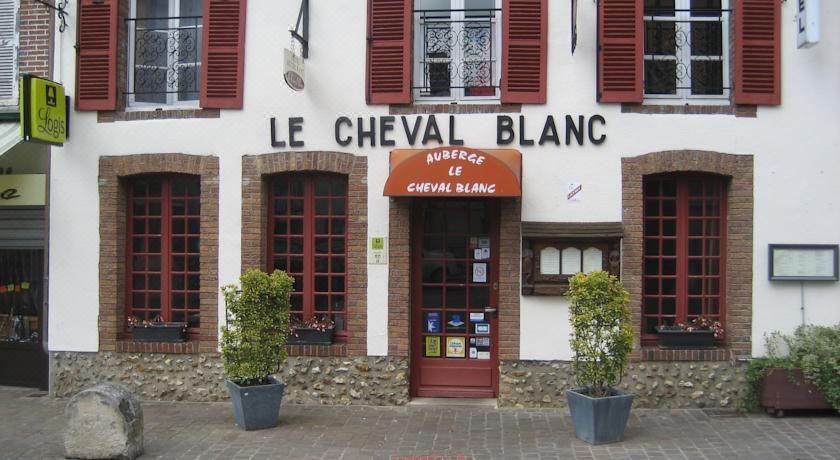 Hotel Restaurant le Cheval Blanc-Charny-Oree-de-Puisaye Updated 2023 Room  Price-Reviews & Deals | Trip.com