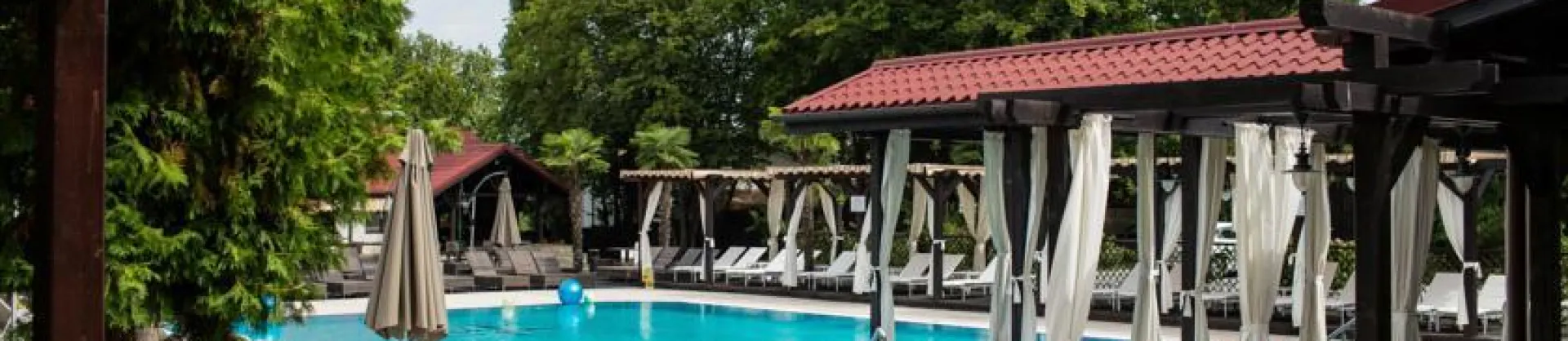 Premium Hotels