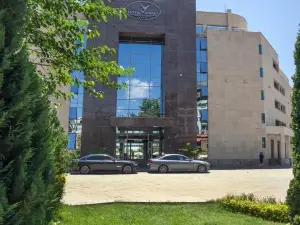 Jeravi Beach Hotel - All Inclusive