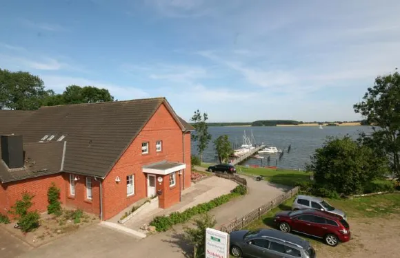 斯里貝力克公寓