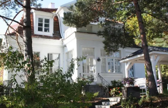 薇拉魯迪文尼亞旅館