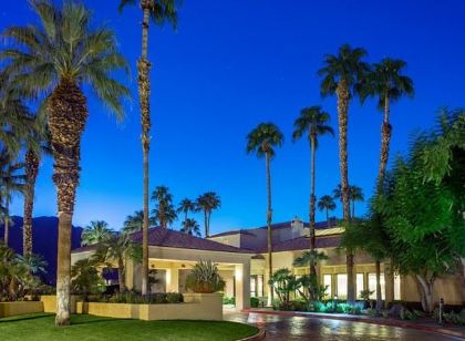 Courtyard Palm Springs