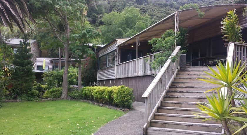 Kingfish lodge deals