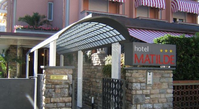 Hotel Matilde - Housity