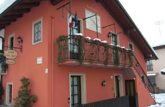 吉拉索爾住宿加早餐旅館