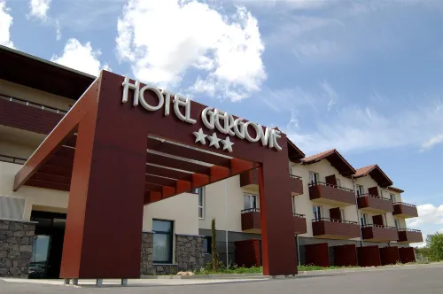 Best Western Plus Hotel Gergovie Hôtels à : Pérignat-lès-Sarliève