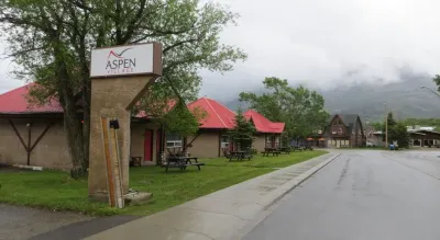 Aspen Village Các khách sạn ở Improvement District No. 4