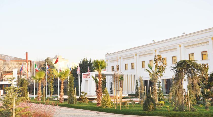 Kadak Garden Airport Hotel