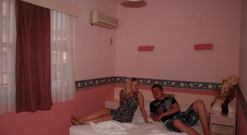 Rosella Hotels