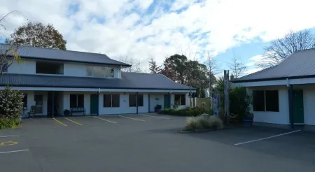 Havelock North Motor Lodge Отели в г. Уэймарама