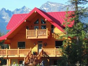 TimberWolf Mountain Lodge