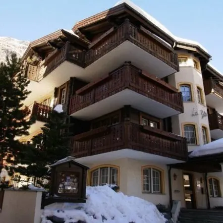 La Perle Apartments