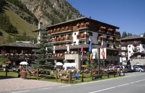 格蘭塔帕麗酒店