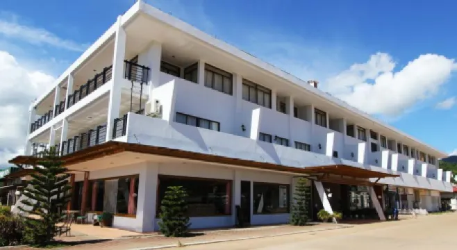 Coron Gateway Hotel & Suites