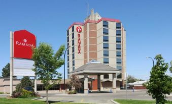 Ramada by Wyndham Lethbridge