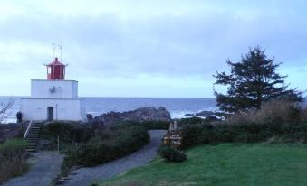 The Lighthouse Bed and Breakfast в г. Вклуэлет - 2026, цены ...