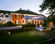 Dan'l Webster Inn and Spa Hotels in Sandwich