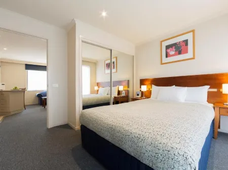 堪培拉帕克蘭德中央公寓飯店