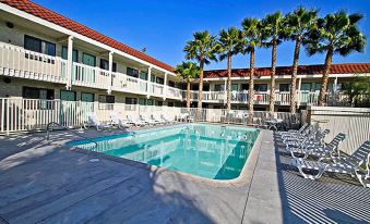 Motel 6 Pomona, CA - Los Angeles