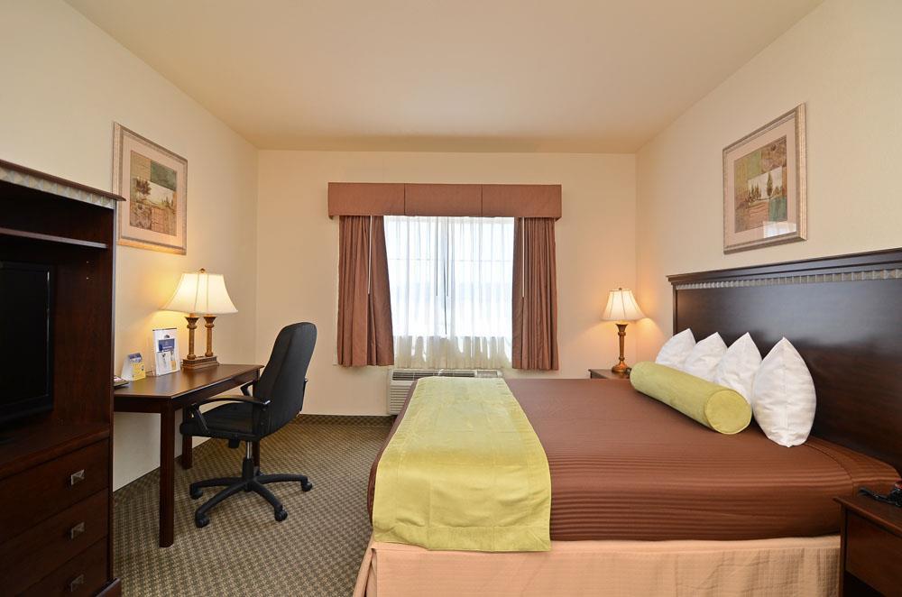 Best Western La Grange Inn & Suites