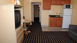 seashire-inn-and-suites