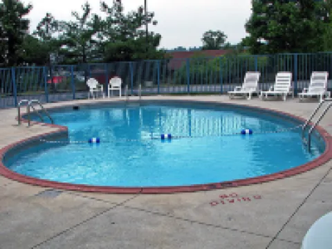 Rodeway Inn Hotels in Logan Township