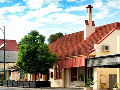 Lambert Estate Retreat