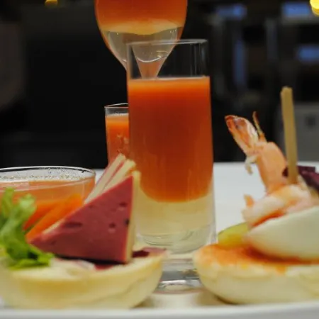 Raviz Center Point Hotel