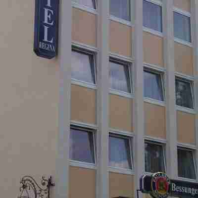 Hotel Regina Hotel Exterior