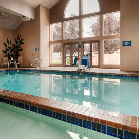 Best Western Plus Mill Creek Inn