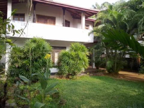Hikkaduwa Sea Front Hotels in 