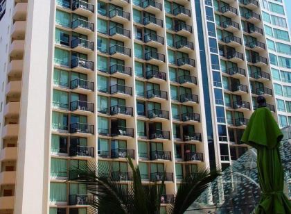 Imperial Hawaii Resort