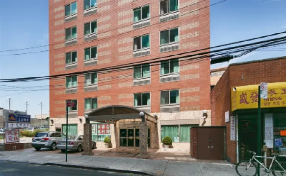 Best Western Queens Court Hotels near Citi Field
