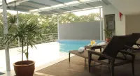 De Sofia Dago - Pool