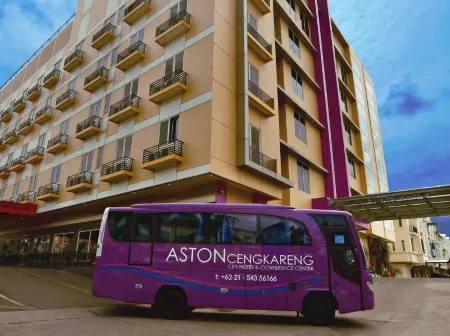 Royal Palm Hotel & Conference Center Cengkareng Отели рядом с достопримечательностью «Pantjoran Chinatown PIK»