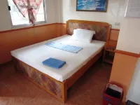 Yooneek Beach Resort