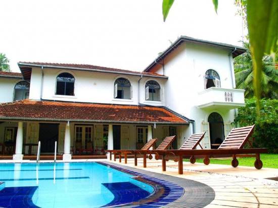Homestay cherating with swimming pool