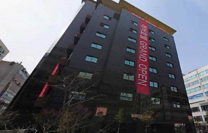 Ever Tourist Hotel