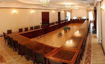 Ayf Palace