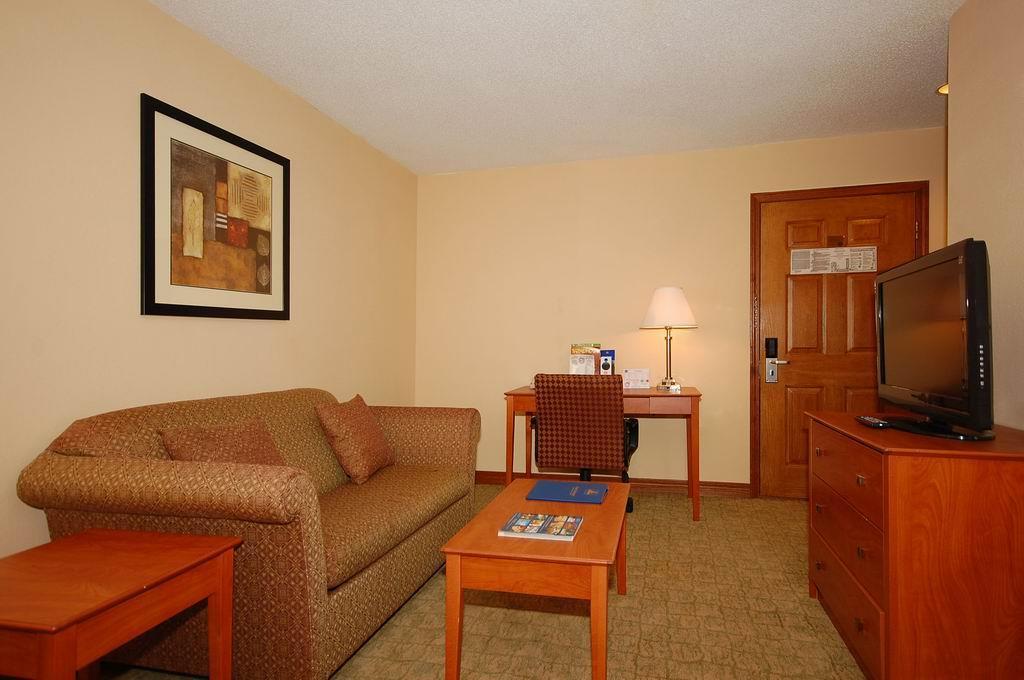 Quality Inn & Suites Owasso