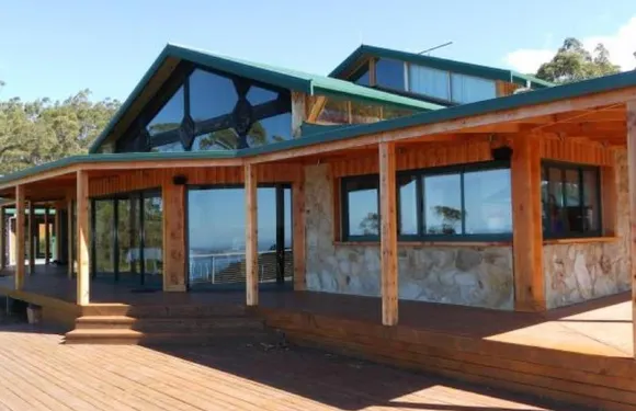 伍德布里奇希爾酒店