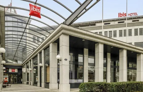 宜必思盧塞恩克林斯酒店