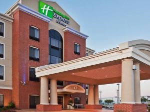 Holiday Inn Express & Suites Bay City