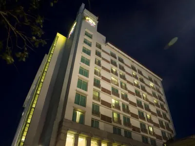 Grand Surya Hotel Kediri Hotel di Pesantren