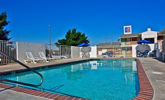 Motel 6 Lawton, OK