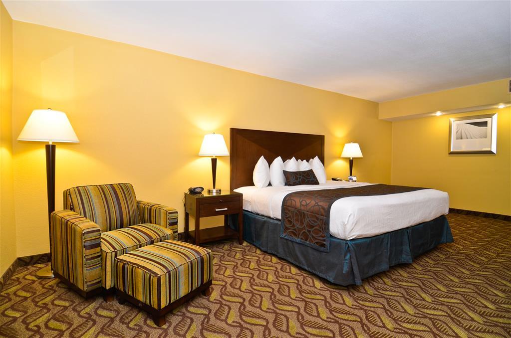 Clarion Inn & Suites