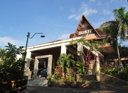 Bukit Daun Hotel and Resort Kediri
