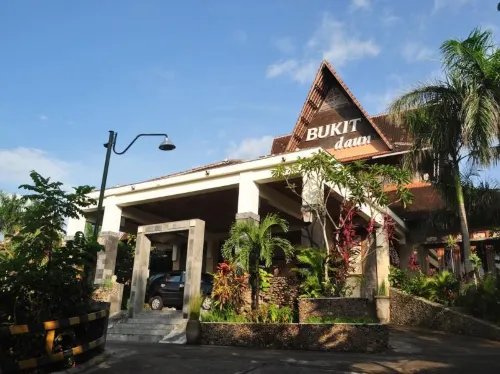 Bukit Daun Hotel and Resort adalah hotel resort terbaik di Kediri Hotel di Semen